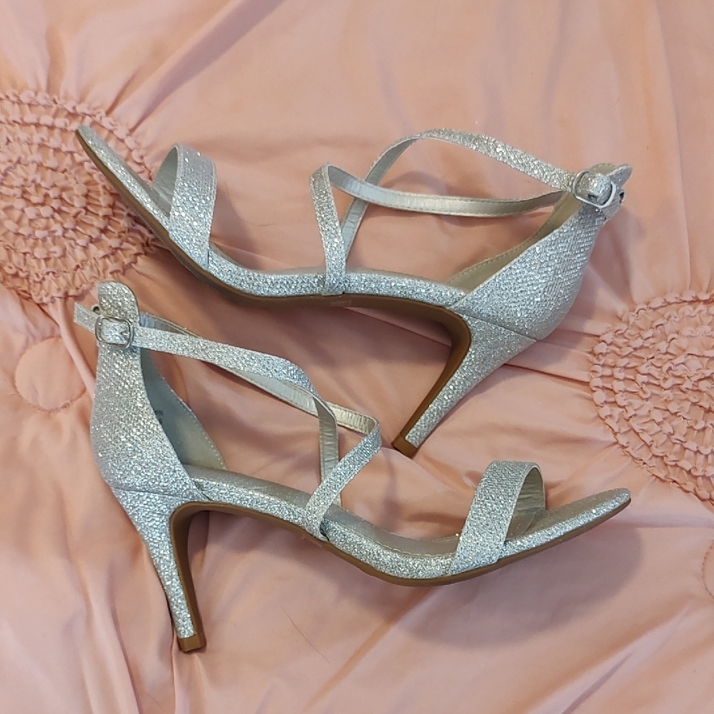 Glittery Silver Strappy Heels Size 7 - Picture 2 of 7
